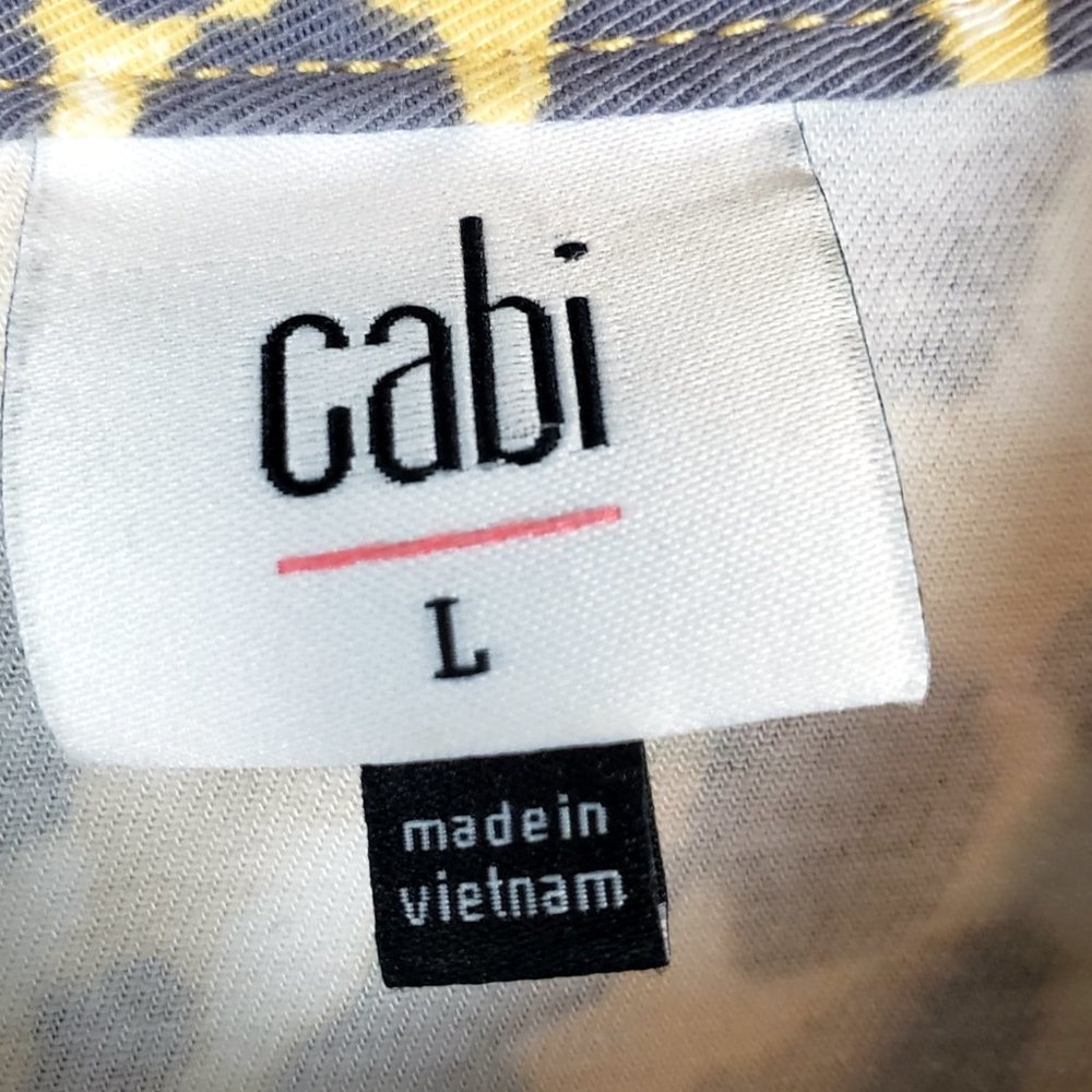 Cabi The Dreamer Providence Shirt Jacket Womens Large Yellow Gray Safari Print - Picture 3 of 6